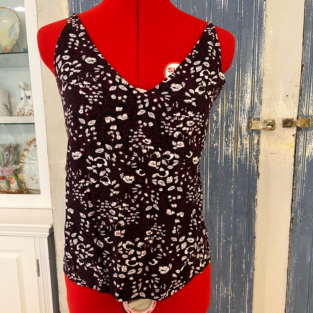 Size Small Euc Top